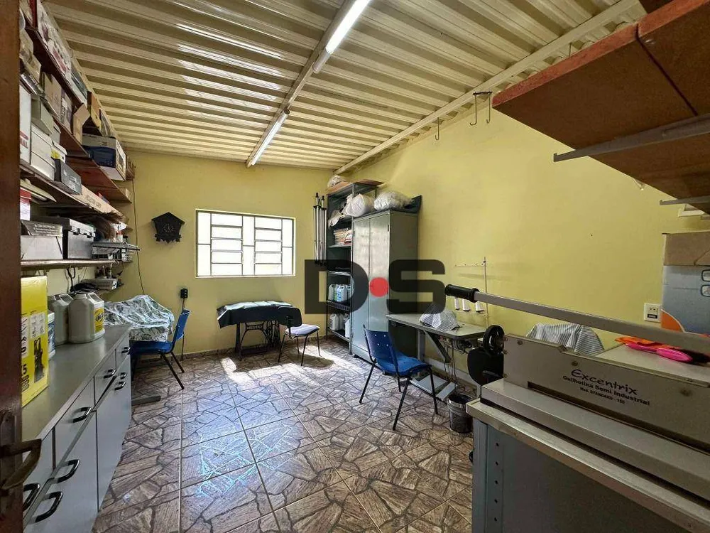 Chácara, 6 quartos, 2000 m² - Foto 8