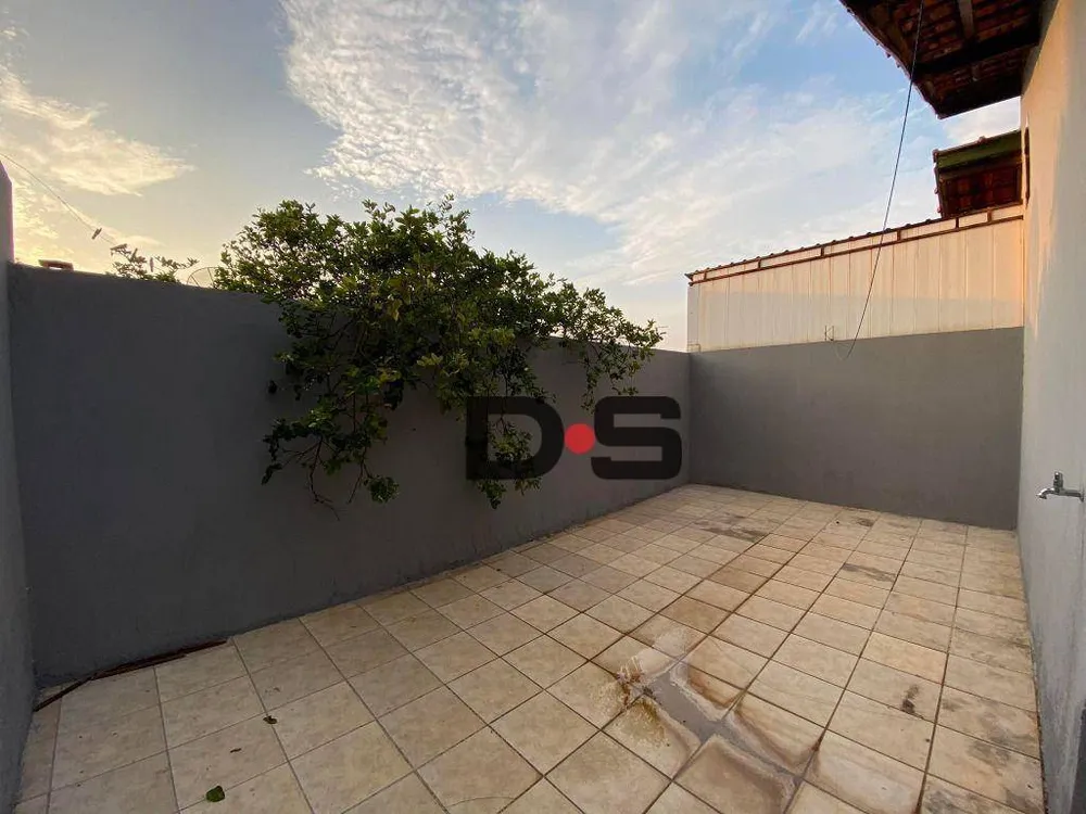Casa, 2 quartos, 75 m² - Foto 1