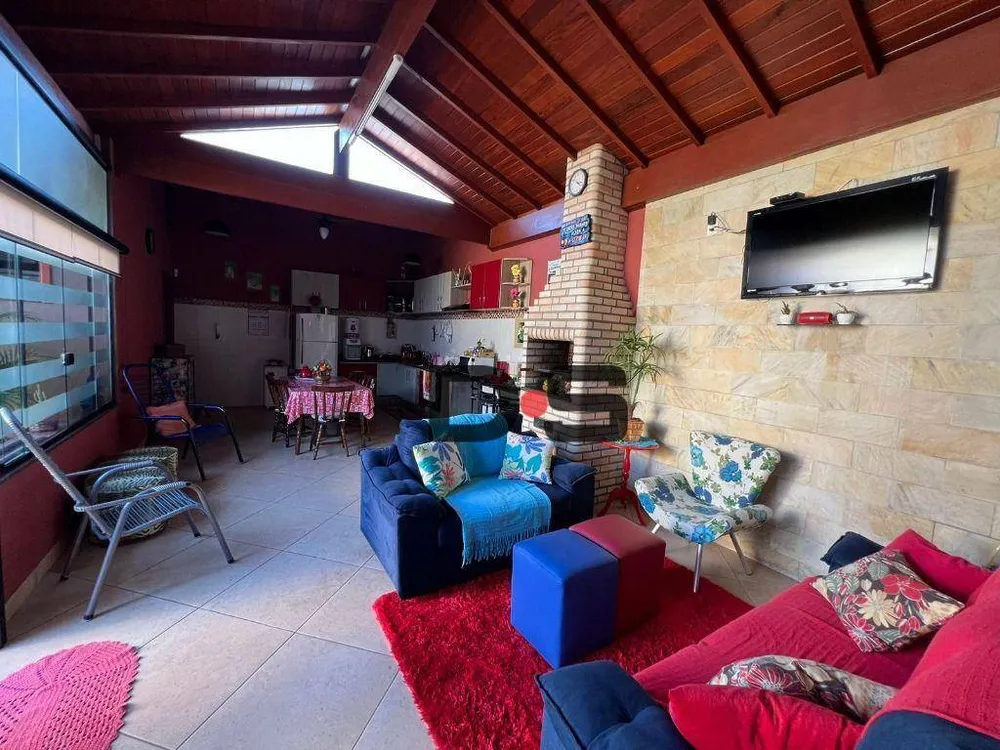 Casa, 2 quartos, 196 m² - Foto 3