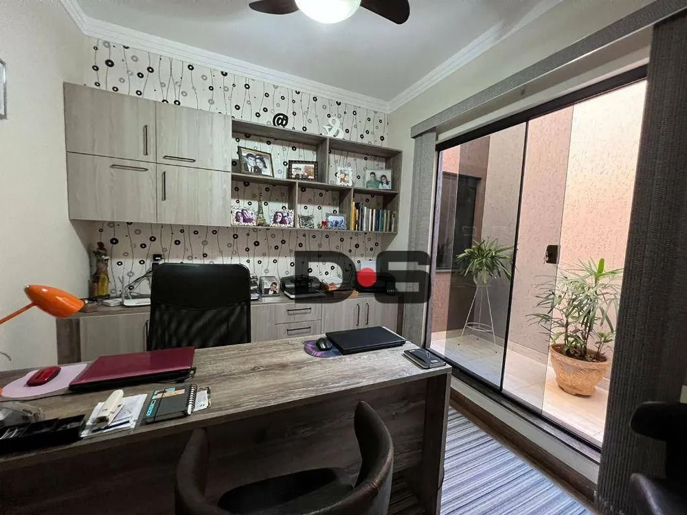 Casa, 2 quartos, 196 m² - Foto 2