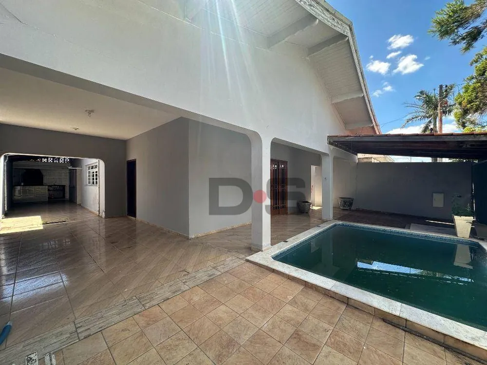 Casa, 3 quartos, 152 m² - Foto 2