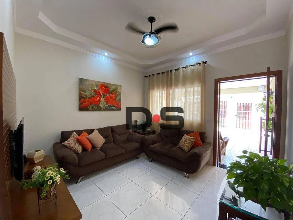 Casa, 3 quartos, 140 m² - Foto 1