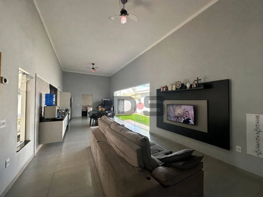 Casa, 4 quartos, 160 m² - Foto 1