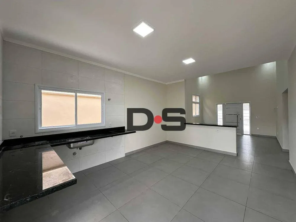 Casa, 3 quartos, 130 m² - Foto 1