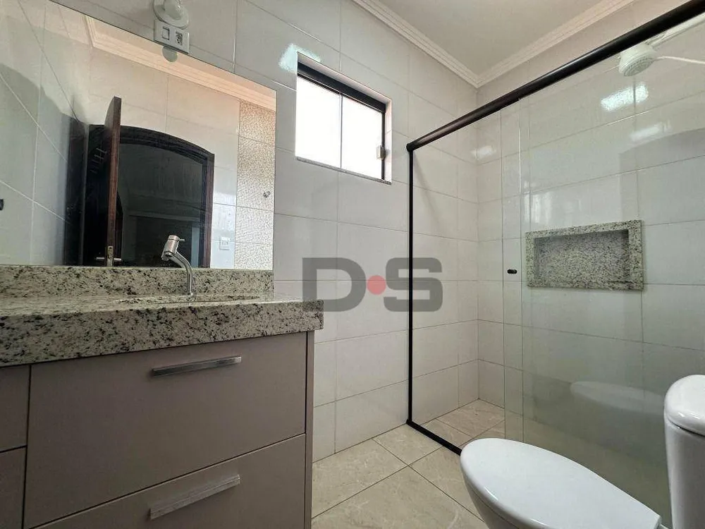 Casa, 4 quartos, 255 m² - Foto 8
