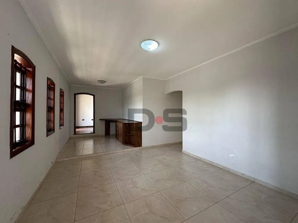 Casa, 4 quartos, 255 m² - Foto 1