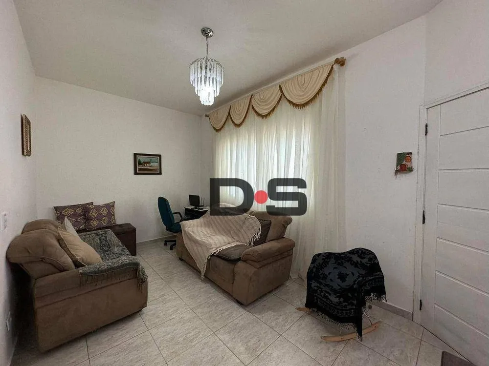 Casa, 4 quartos, 150 m² - Foto 1