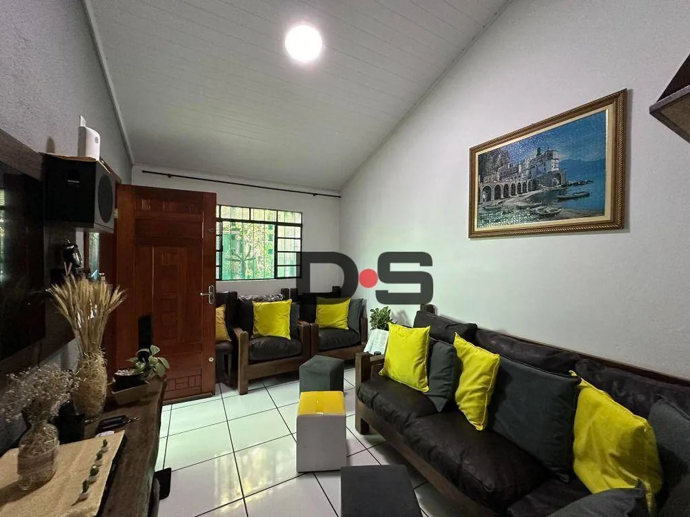 Casa, 2 quartos, 107 m² - Foto 1