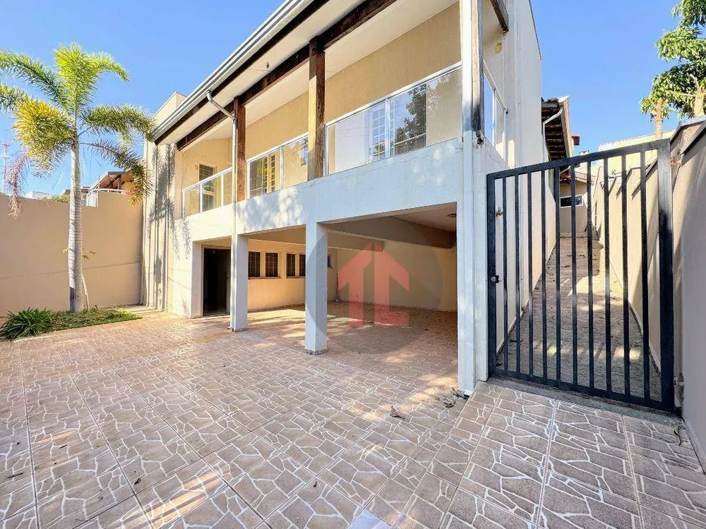 Casa, 3 quartos, 352 m² - Foto 1