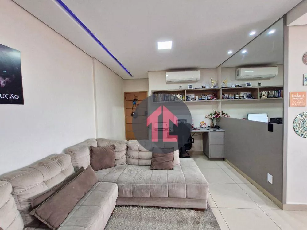 Apartamento à venda com 2 quartos, 75m² - Foto 2