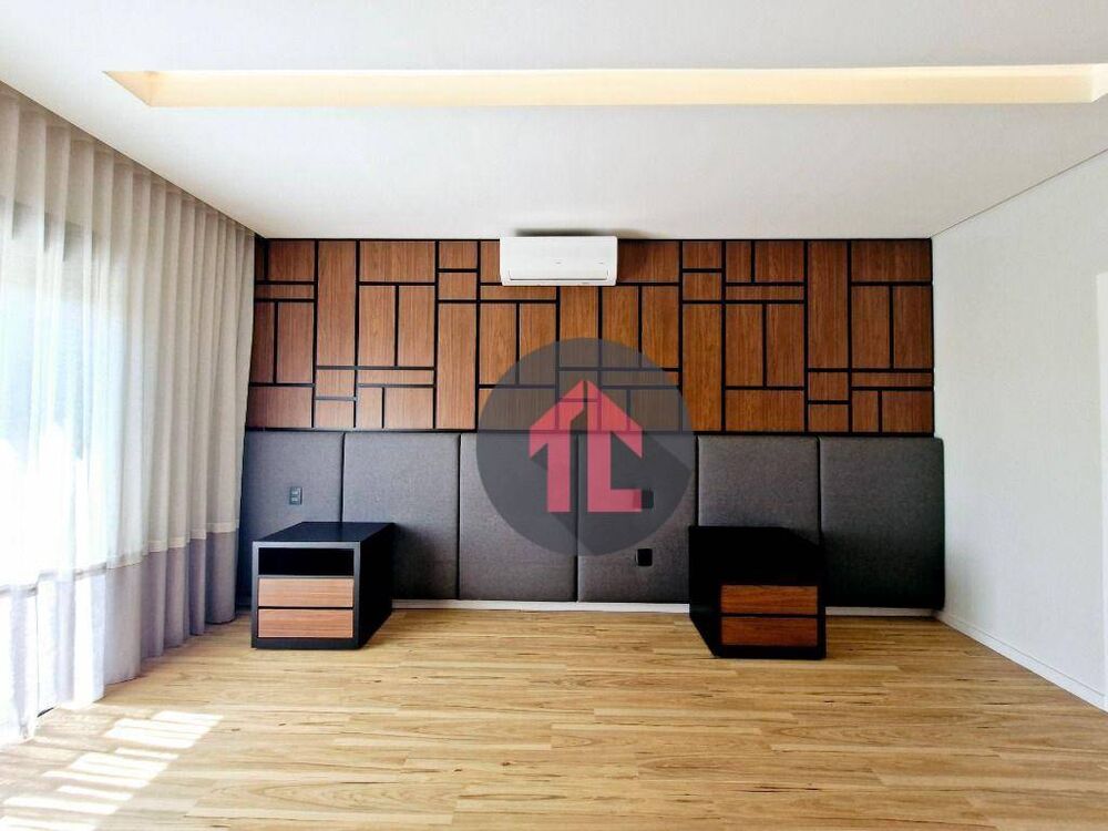 Casa de Condomínio à venda com 3 quartos, 305m² - Foto 2