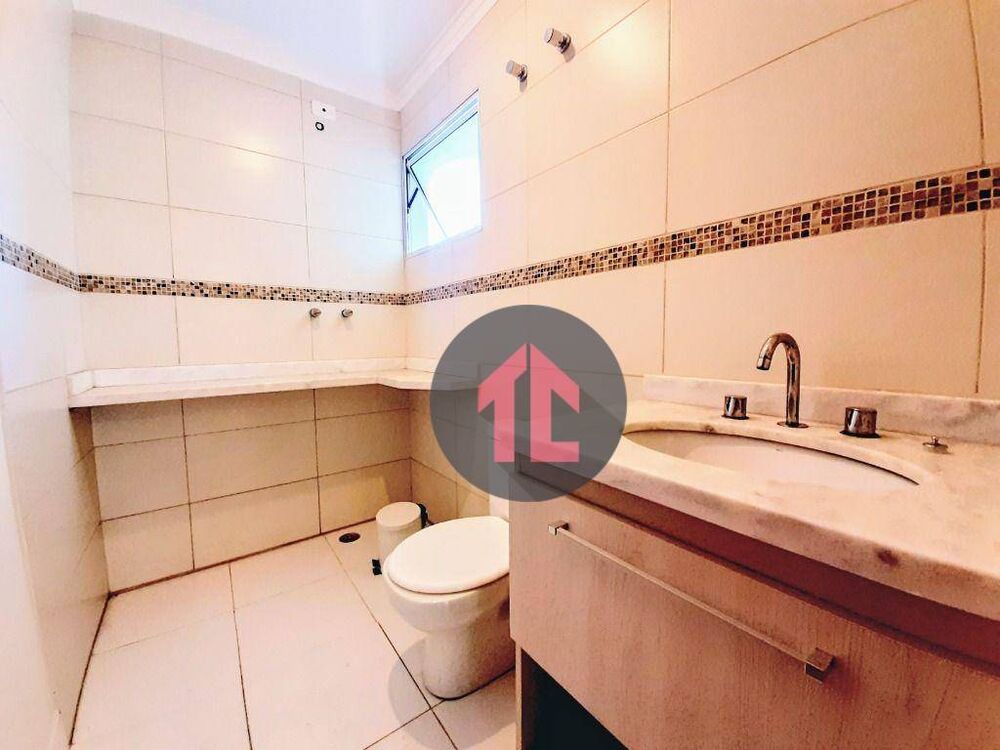 Sobrado, 3 quartos, 295 m² - Foto 2