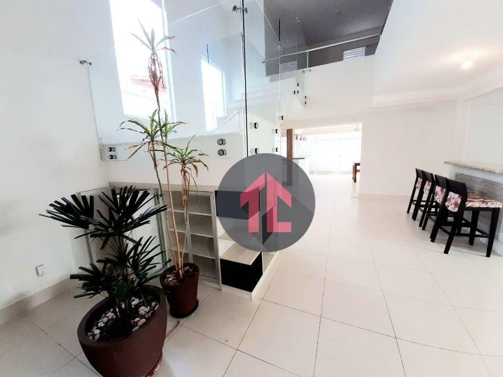 Sobrado, 3 quartos, 295 m² - Foto 3