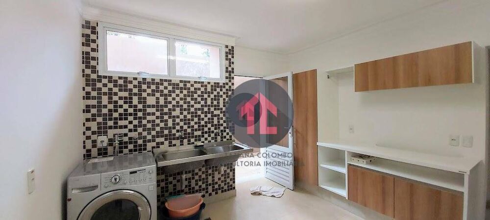 Sobrado, 6 quartos, 720 m² - Foto 1