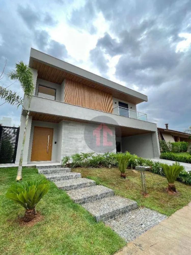 Sobrado, 4 quartos, 333 m² - Foto 1