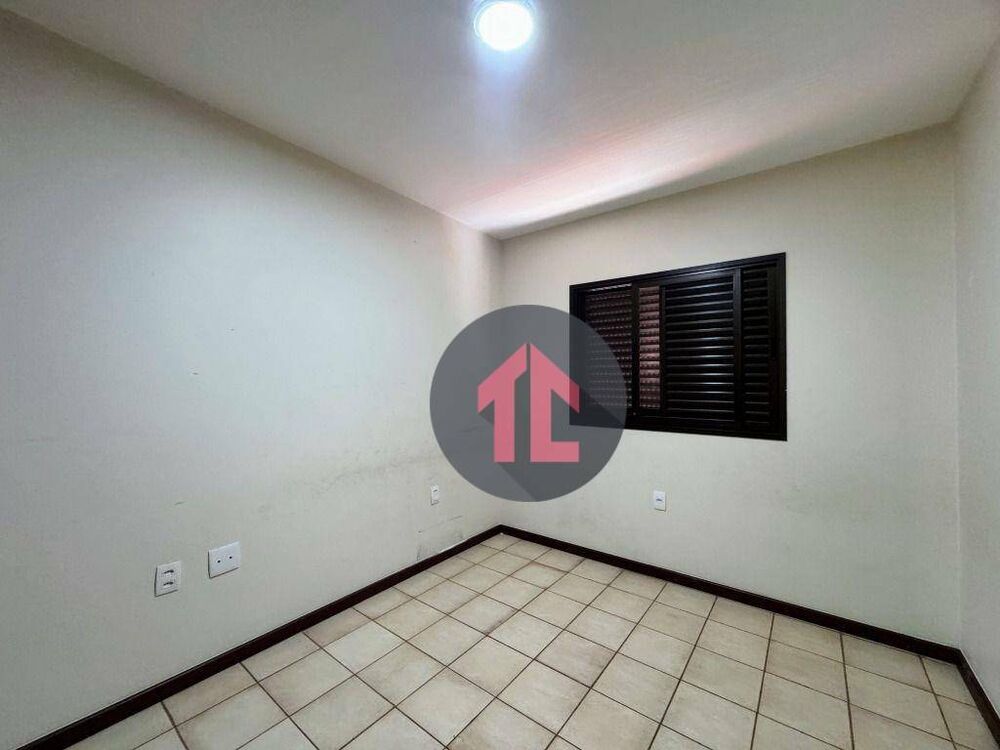 Apartamento à venda com 3 quartos, 105m² - Foto 6