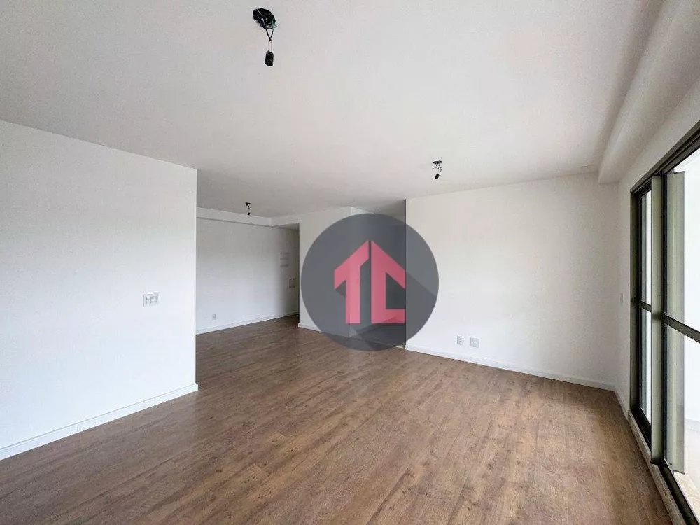 Apartamento à venda com 2 quartos, 96m² - Foto 2