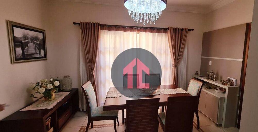 Casa, 3 quartos, 164 m² - Foto 4