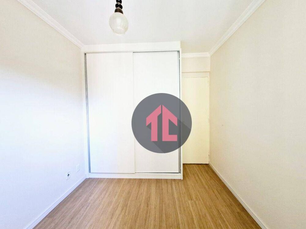 Apartamento à venda com 3 quartos, 68m² - Foto 3