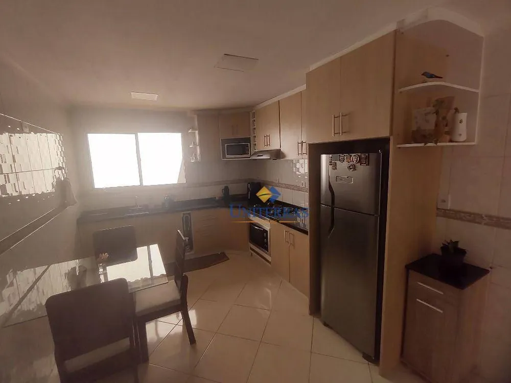 Casa, 3 quartos, 235 m² - Foto 4