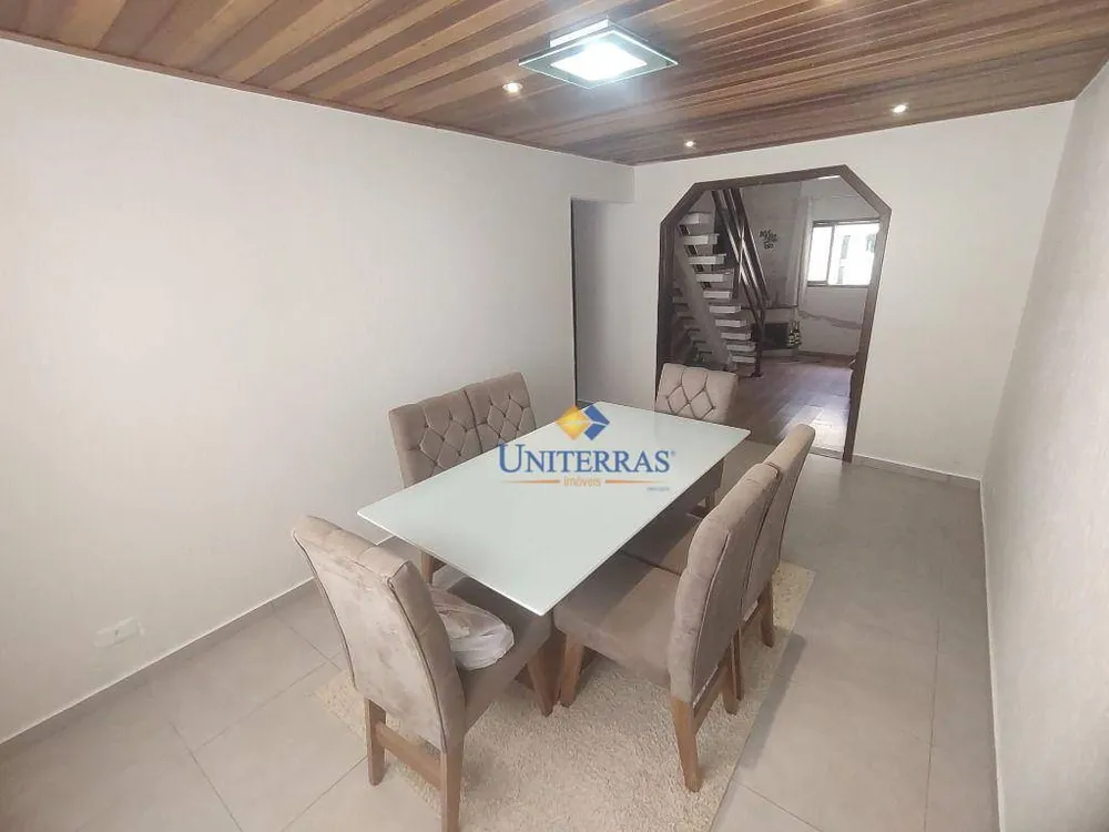 Casa, 3 quartos, 235 m² - Foto 3