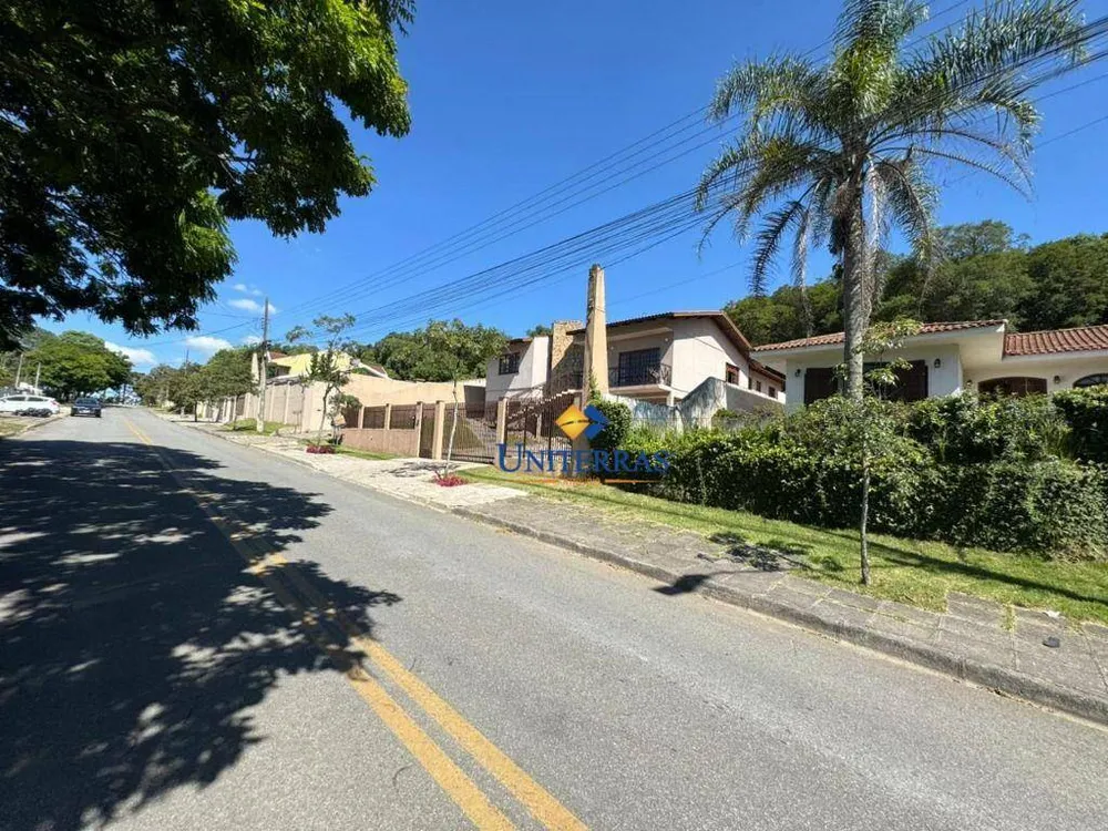 Casa, 4 quartos, 255 m² - Foto 1