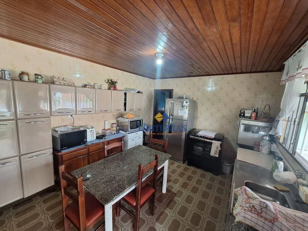 Casa, 4 quartos, 136 m² - Foto 2