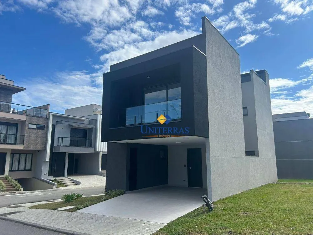 Sobrado, 3 quartos, 194 m² - Foto 1