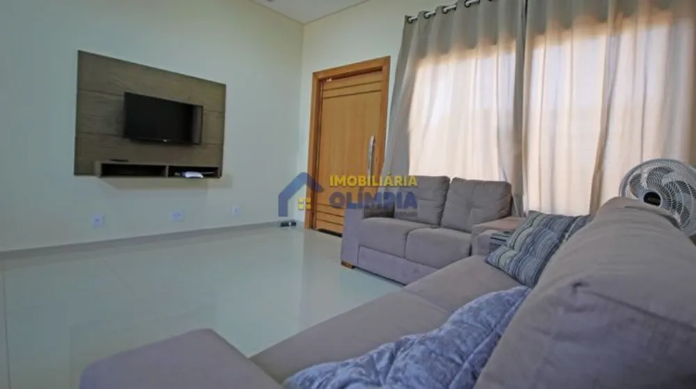 Casa, 3 quartos, 163 m² - Foto 2