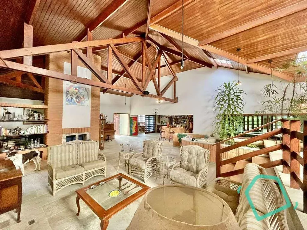 Casa, 5 quartos, 923 m² - Foto 1