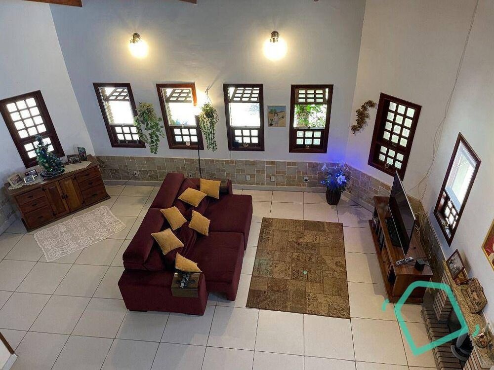 Casa de Condomínio à venda com 3 quartos, 460m² - Foto 1