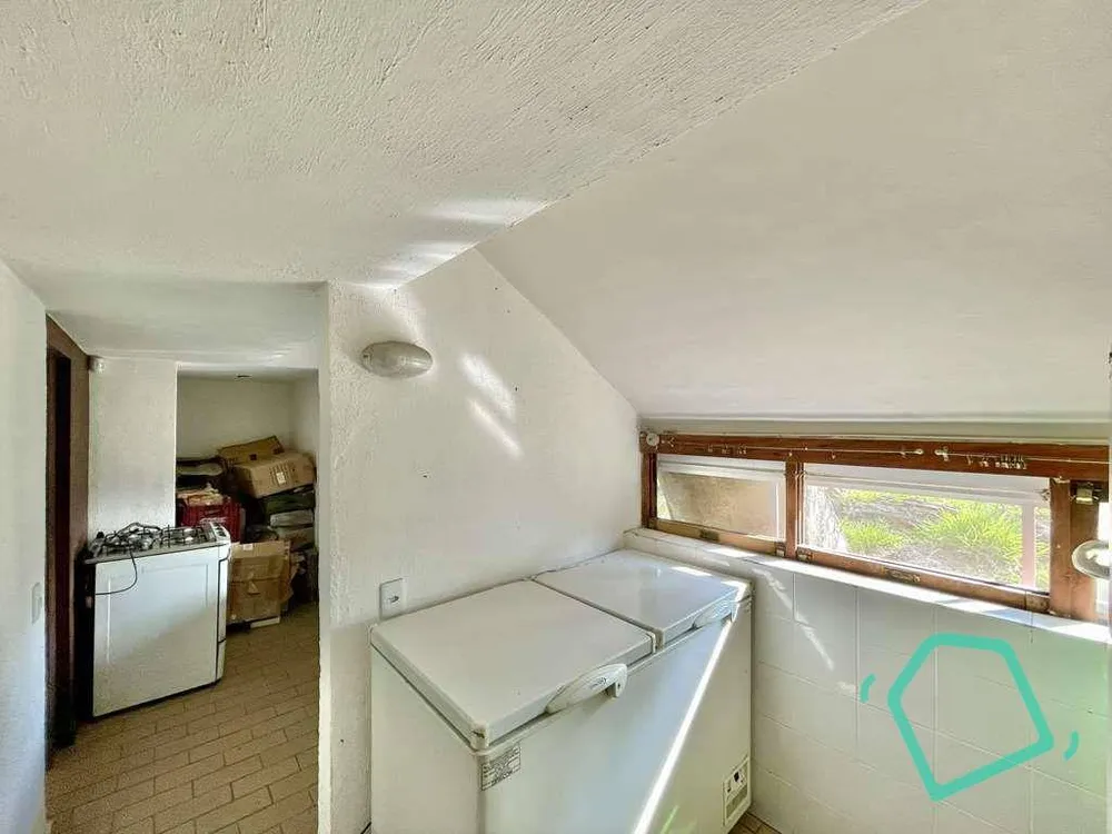 Casa, 4 quartos, 253 m² - Foto 9