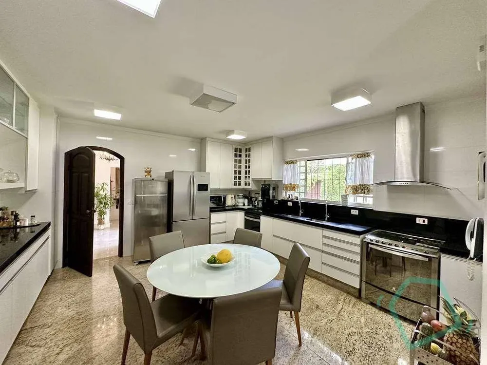 Casa, 5 quartos, 576 m² - Foto 1