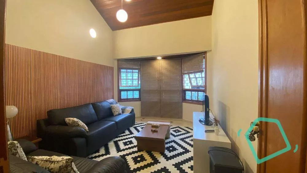 Casa de Condomínio à venda com 3 quartos, 300m² - Foto 14