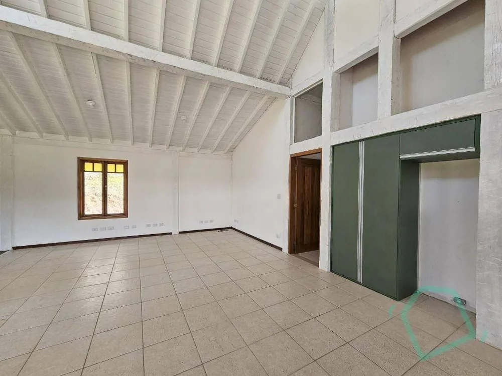 Casa, 3 quartos, 250 m² - Foto 9