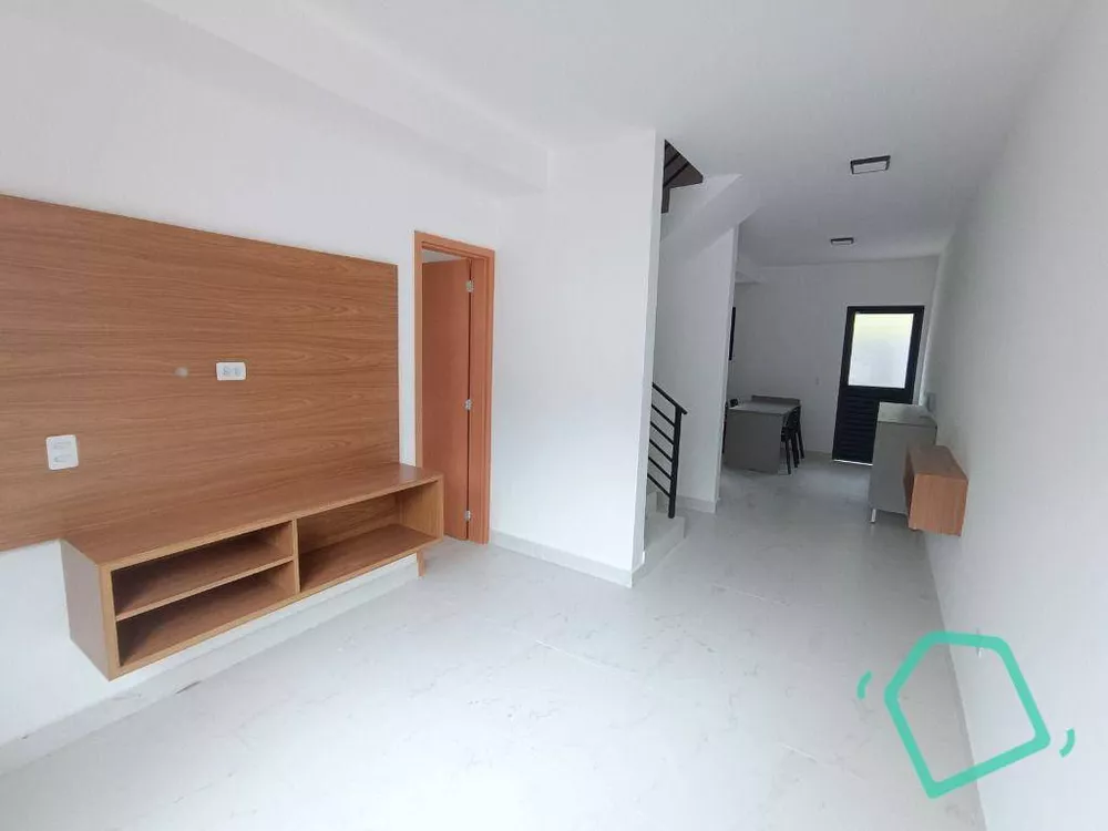 Casa de Condomínio para alugar com 2 quartos, 80m² - Foto 1