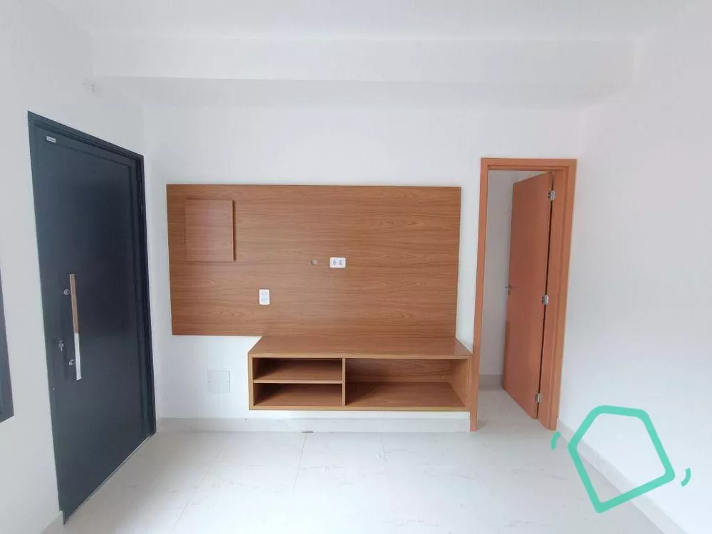 Casa de Condomínio para alugar com 2 quartos, 80m² - Foto 4