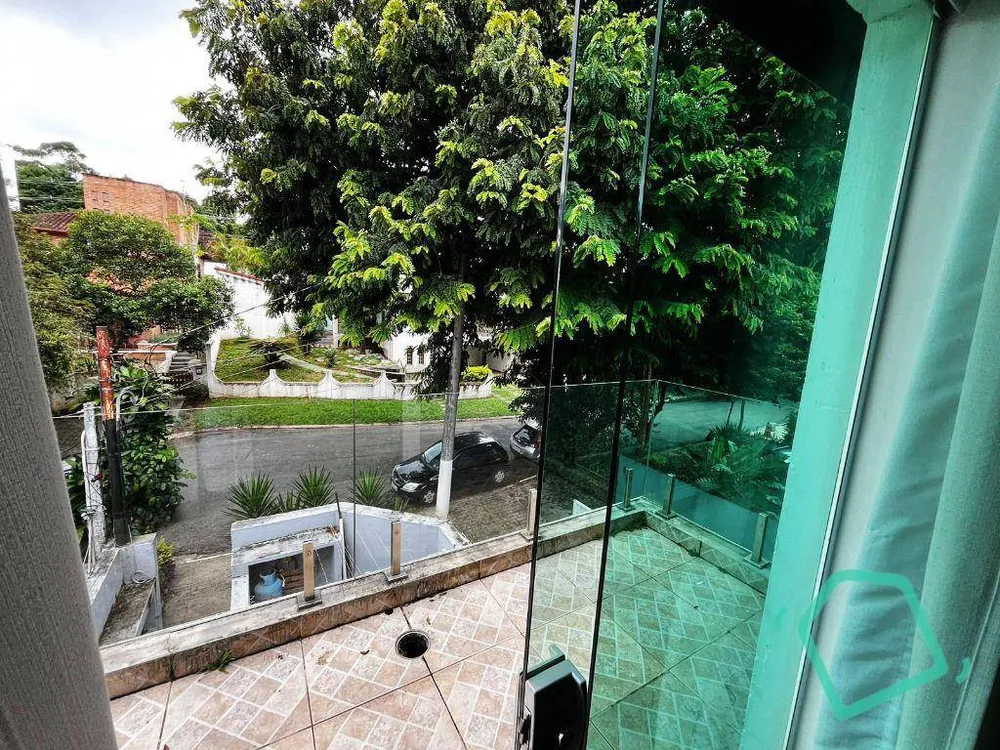 Casa de Condomínio à venda com 3 quartos, 395m² - Foto 22