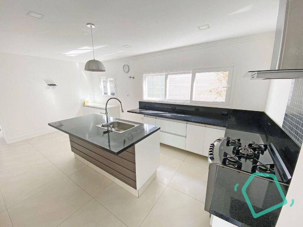 Casa de Condomínio à venda com 4 quartos, 377m² - Foto 6