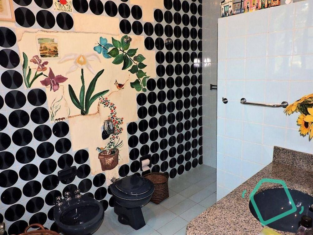 Casa de Condomínio à venda e aluguel com 5 quartos, 550m² - Foto 4