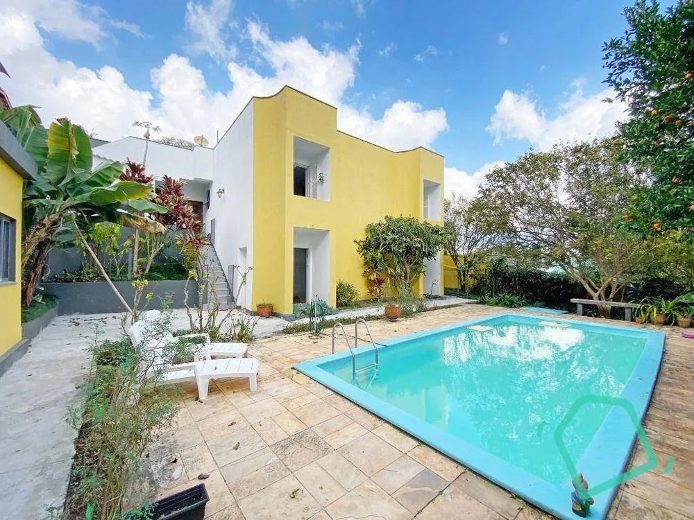 Casa, 3 quartos, 290 m² - Foto 1