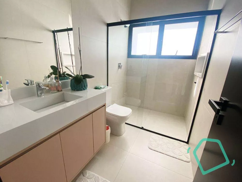 Casa de Condomínio à venda com 4 quartos, 380m² - Foto 17