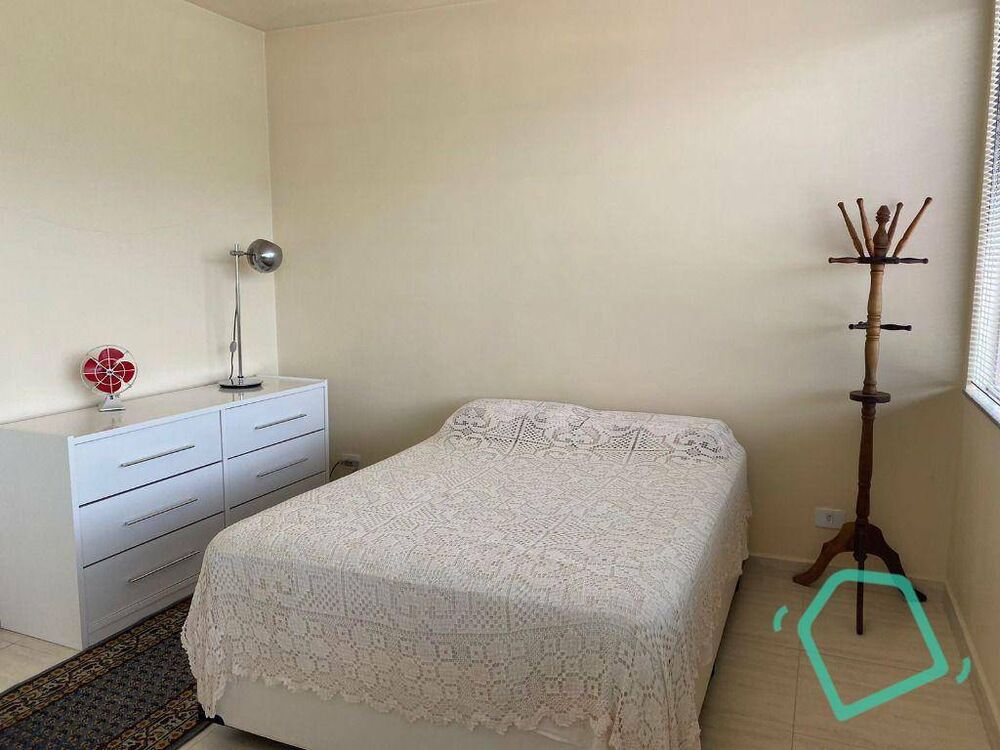 Casa de Condomínio à venda e aluguel com 4 quartos, 370m² - Foto 2