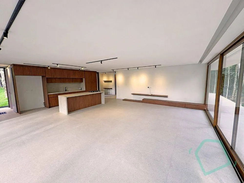 Casa, 3 quartos, 265 m² - Foto 1