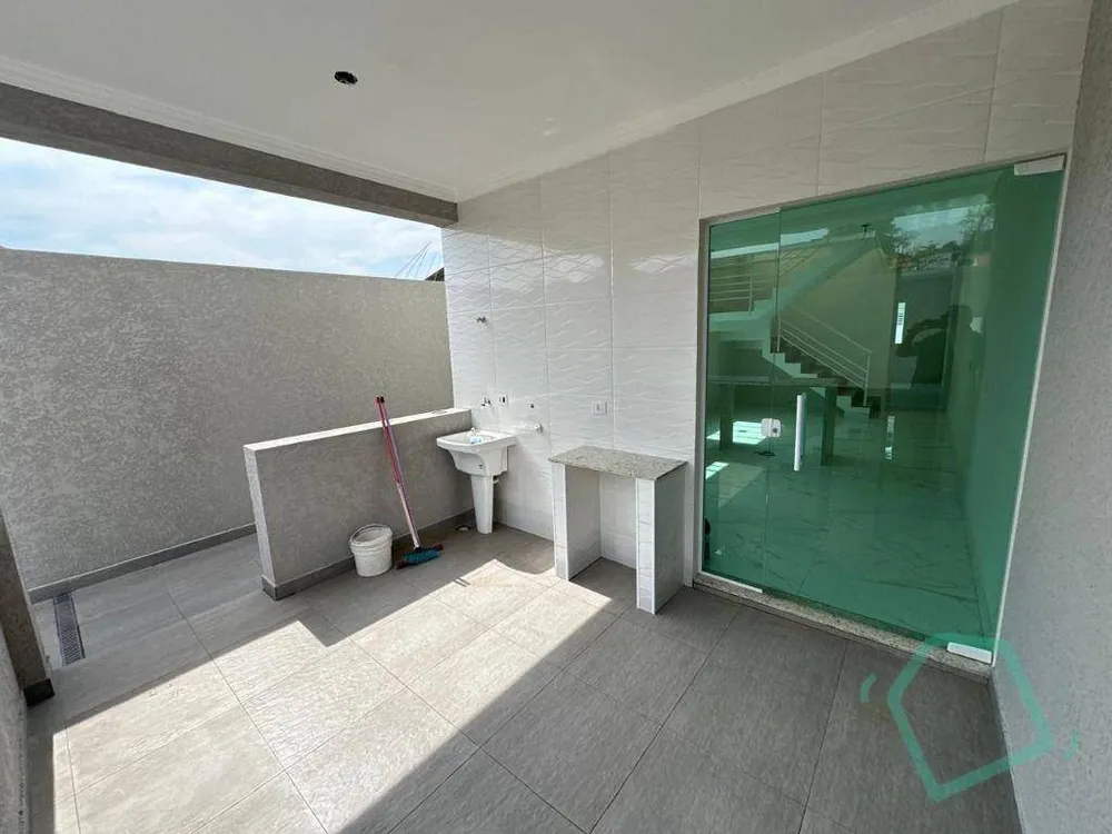Casa, 3 quartos, 132 m² - Foto 2