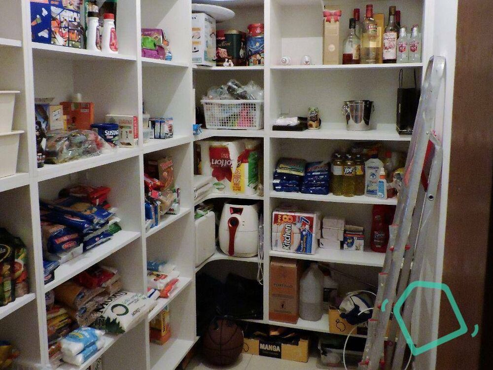 Casa de Condomínio à venda com 4 quartos, 400m² - Foto 3