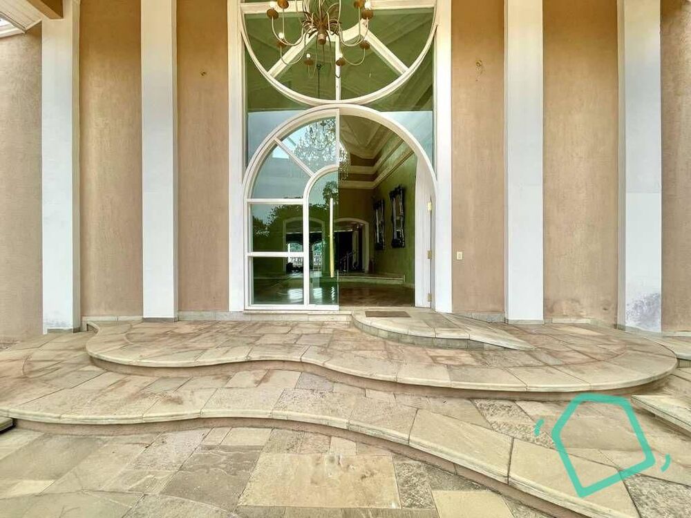 Casa de Condomínio à venda com 4 quartos, 1634m² - Foto 4