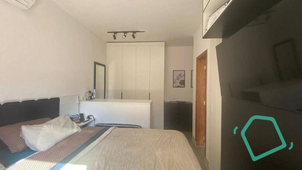 Casa de Condomínio à venda com 3 quartos, 248m² - Foto 4