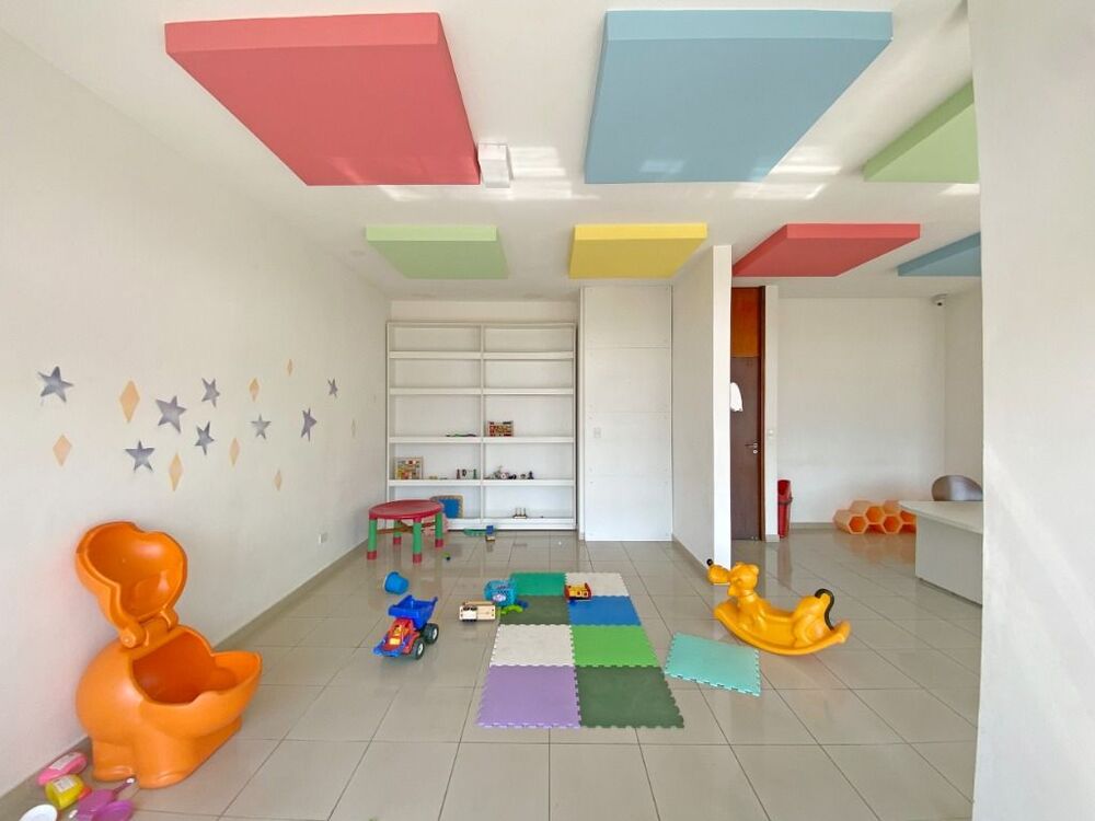 Casa de Condomínio à venda com 4 quartos, 342m² - Foto 4