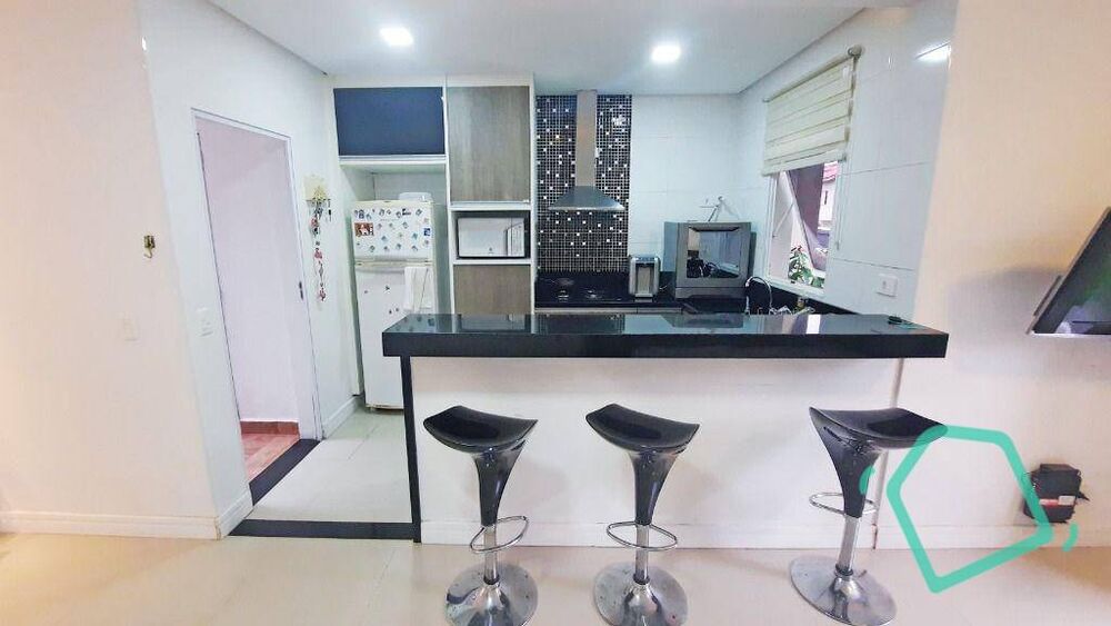Casa de Condomínio à venda com 2 quartos, 70m² - Foto 2
